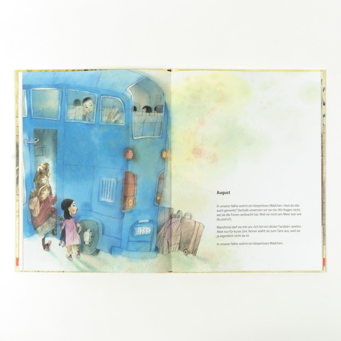 In unserer Nähe wohnt ein Mädchen